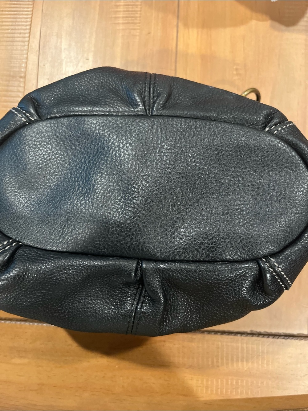 the Sak Black Pebbled Leather Shoulder Bag with Contrast Stitching - Picture 9 of 10